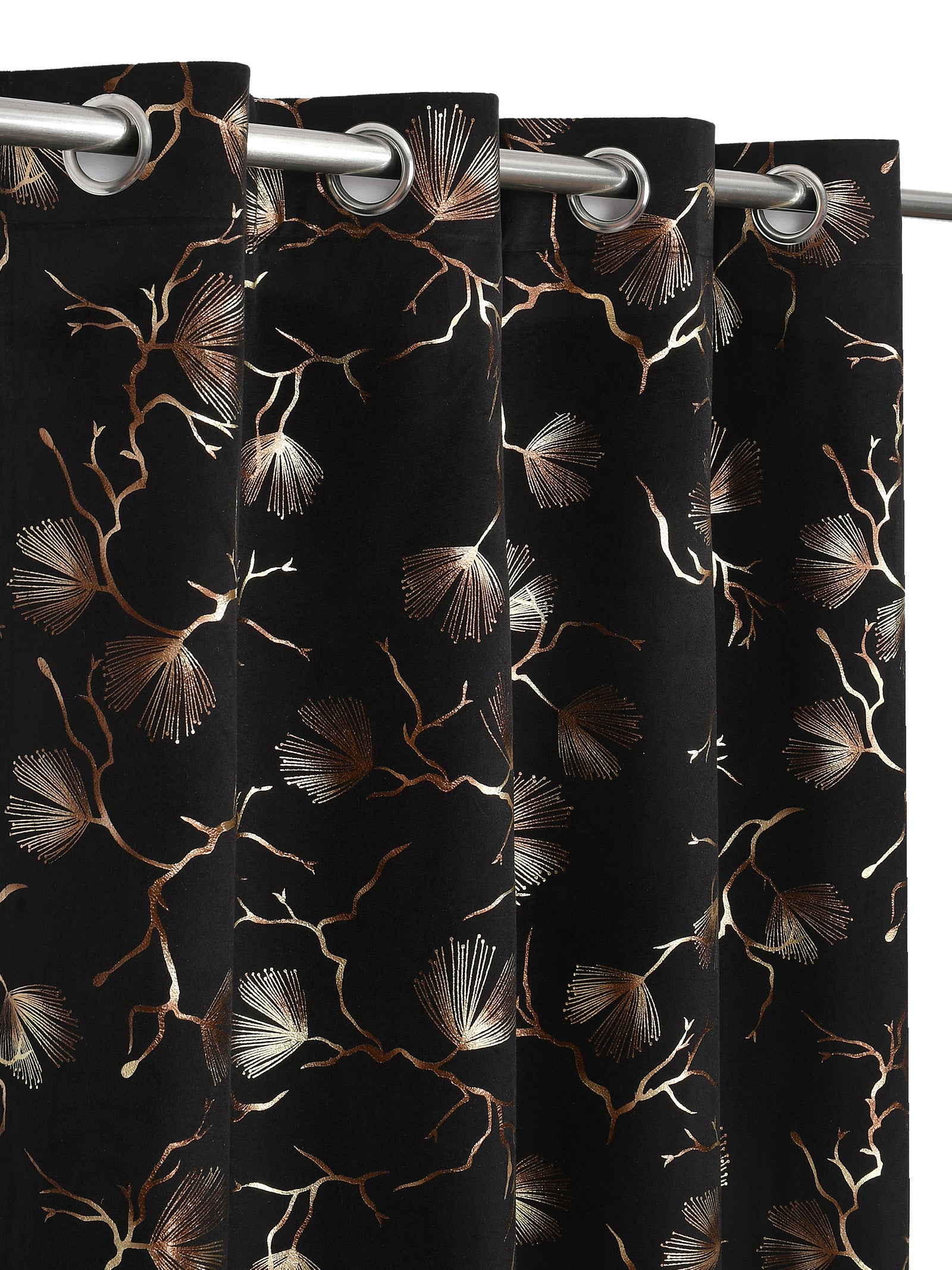 Multifoil velvet (Tree branch)