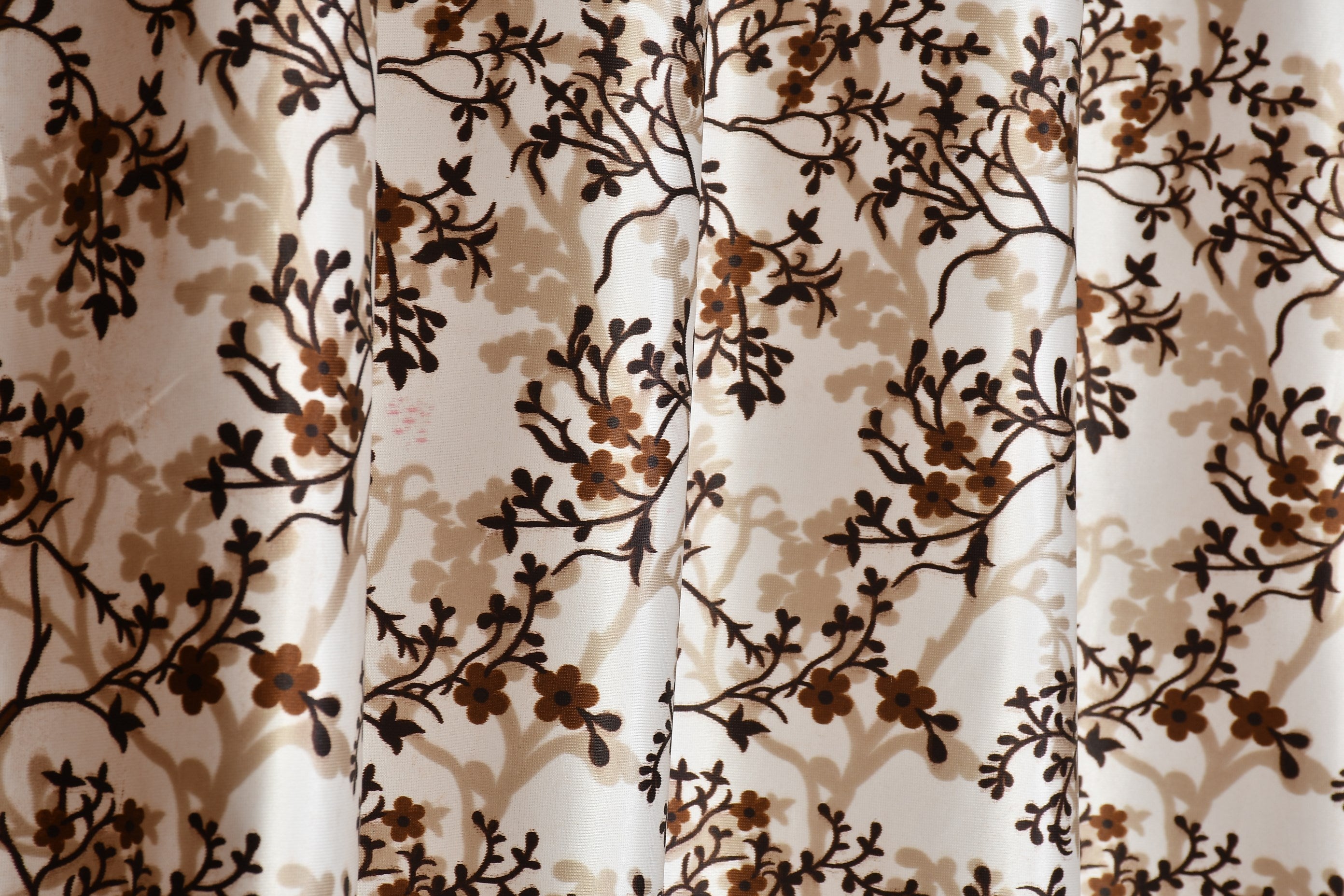 Surbhi SILMILI Print curtains
