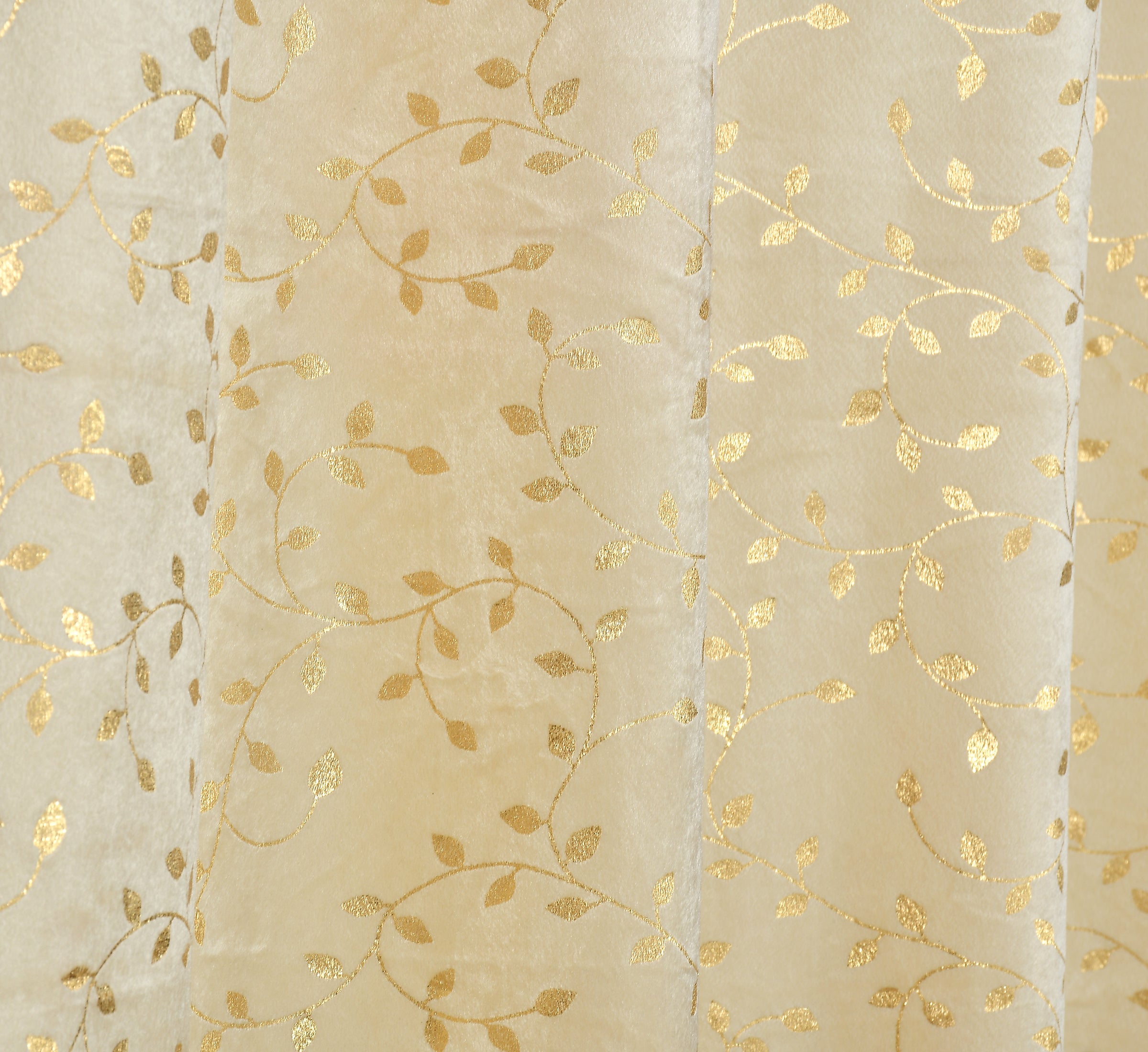 velvet curtains (Buti foil)