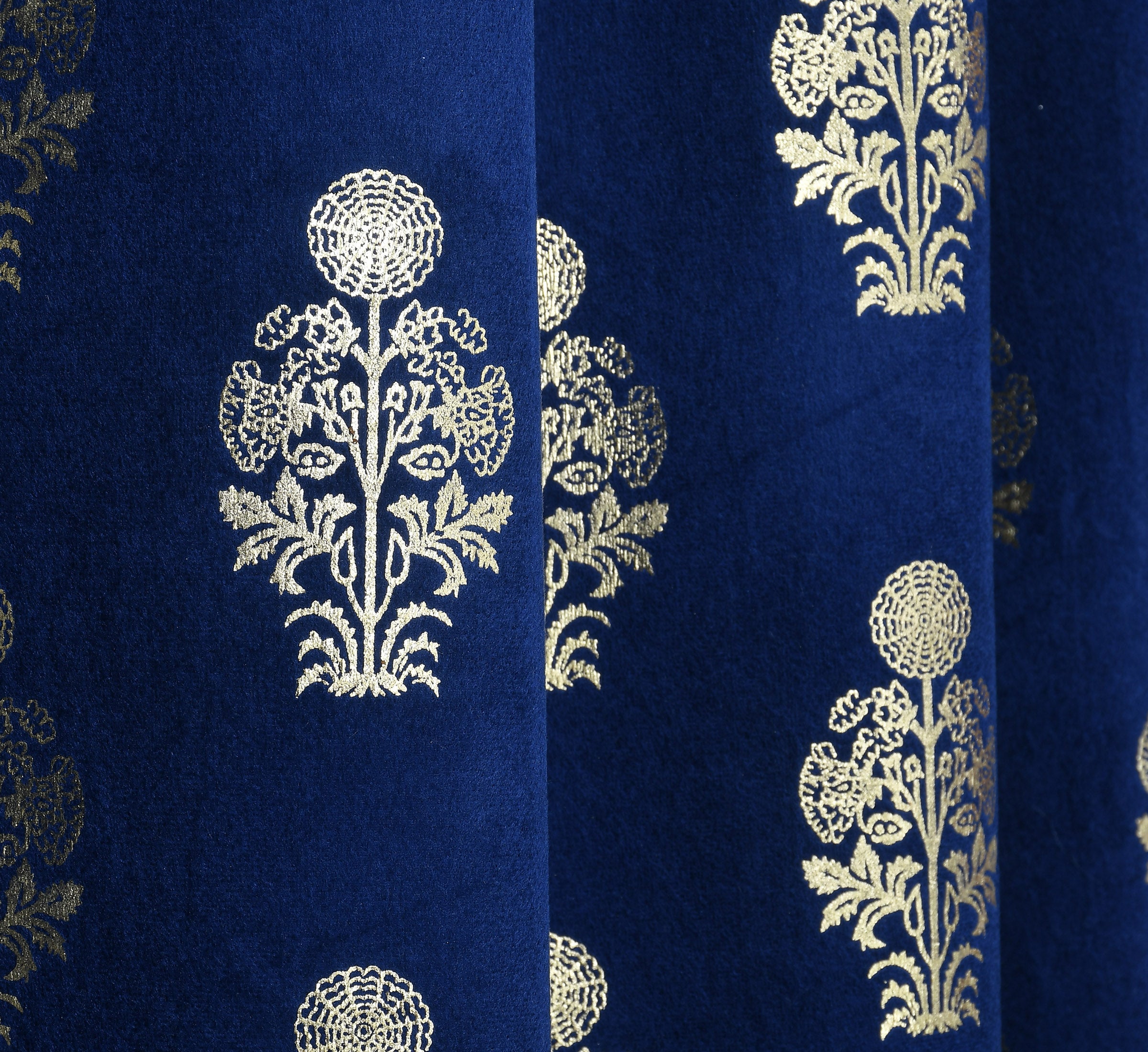 Velvet Foil Curtains Matka Print