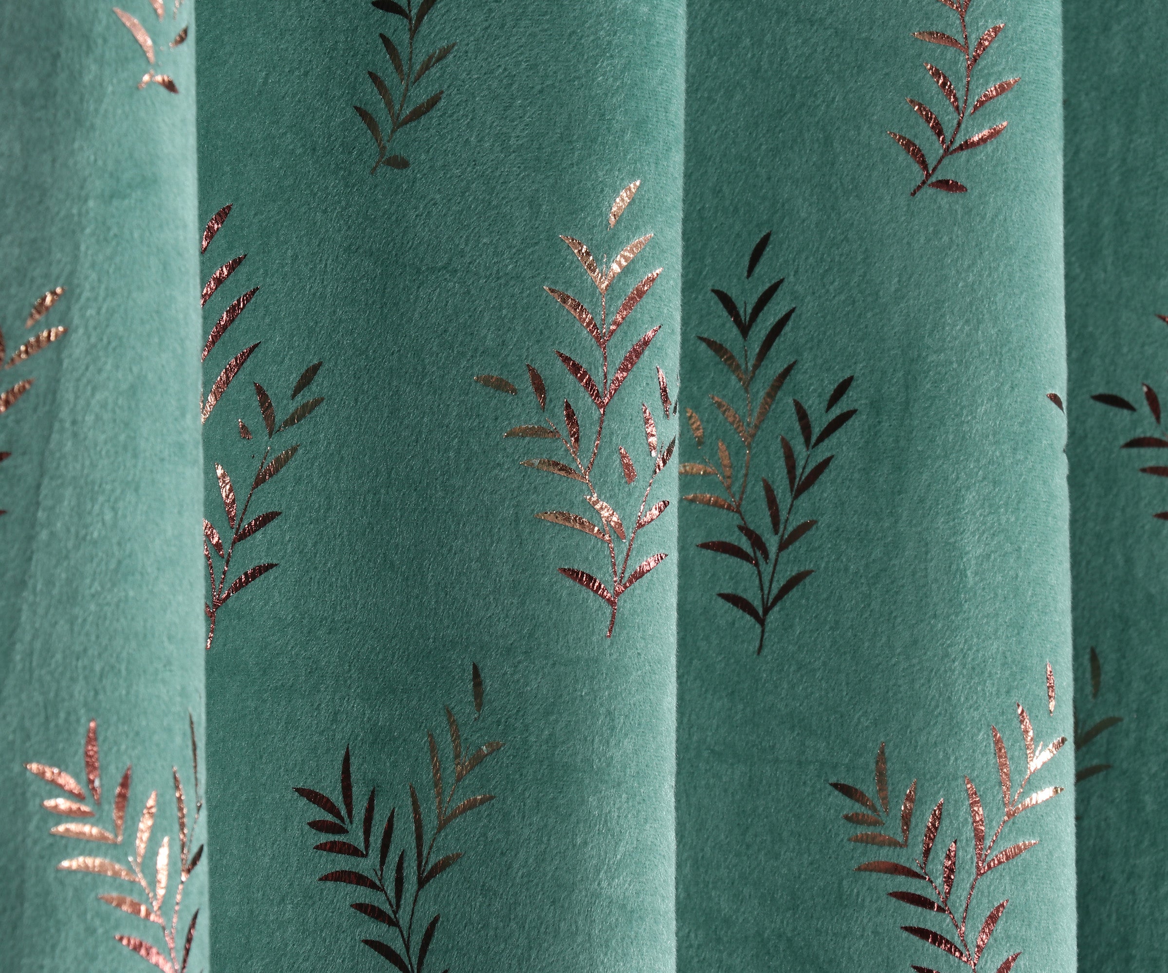 Multi foil velvet ( mini leafs)