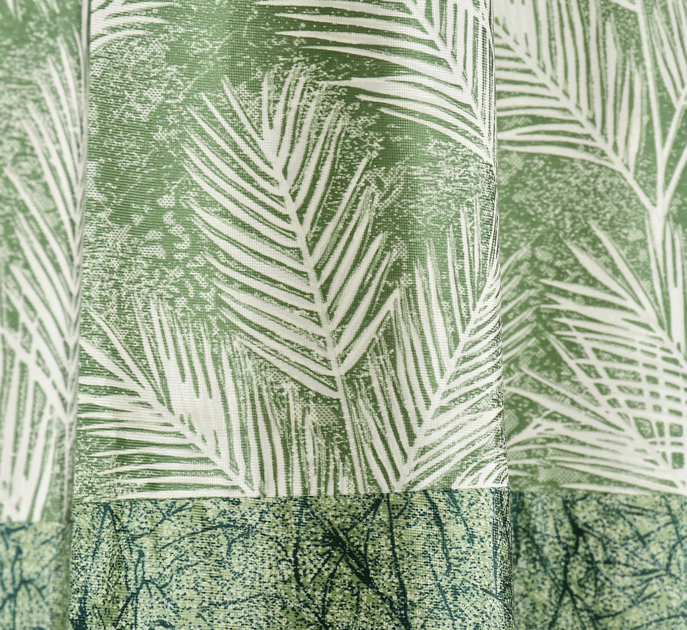 Camrin leaves patch curtains