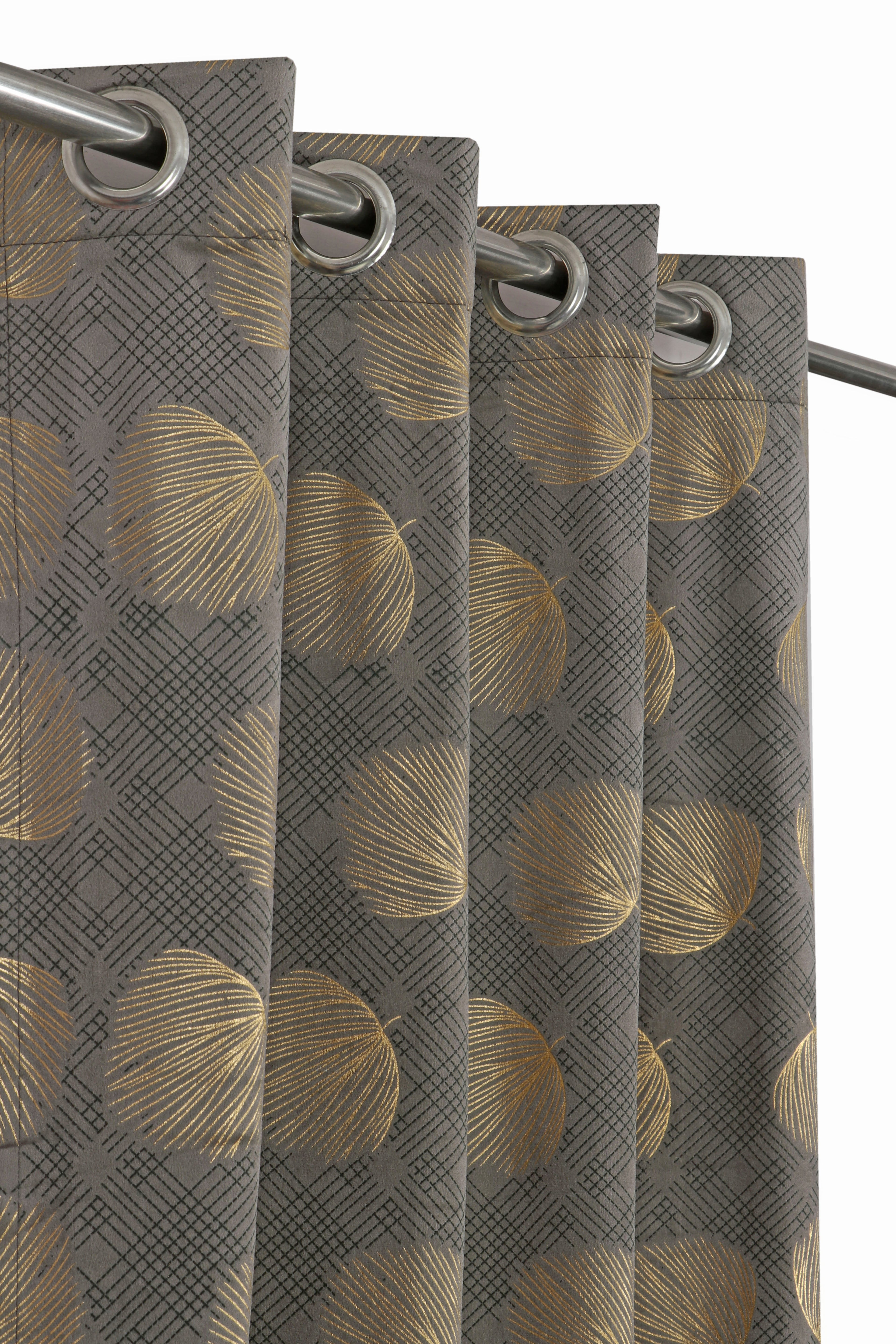 Multifoil Velvet peepal Patta Curtains