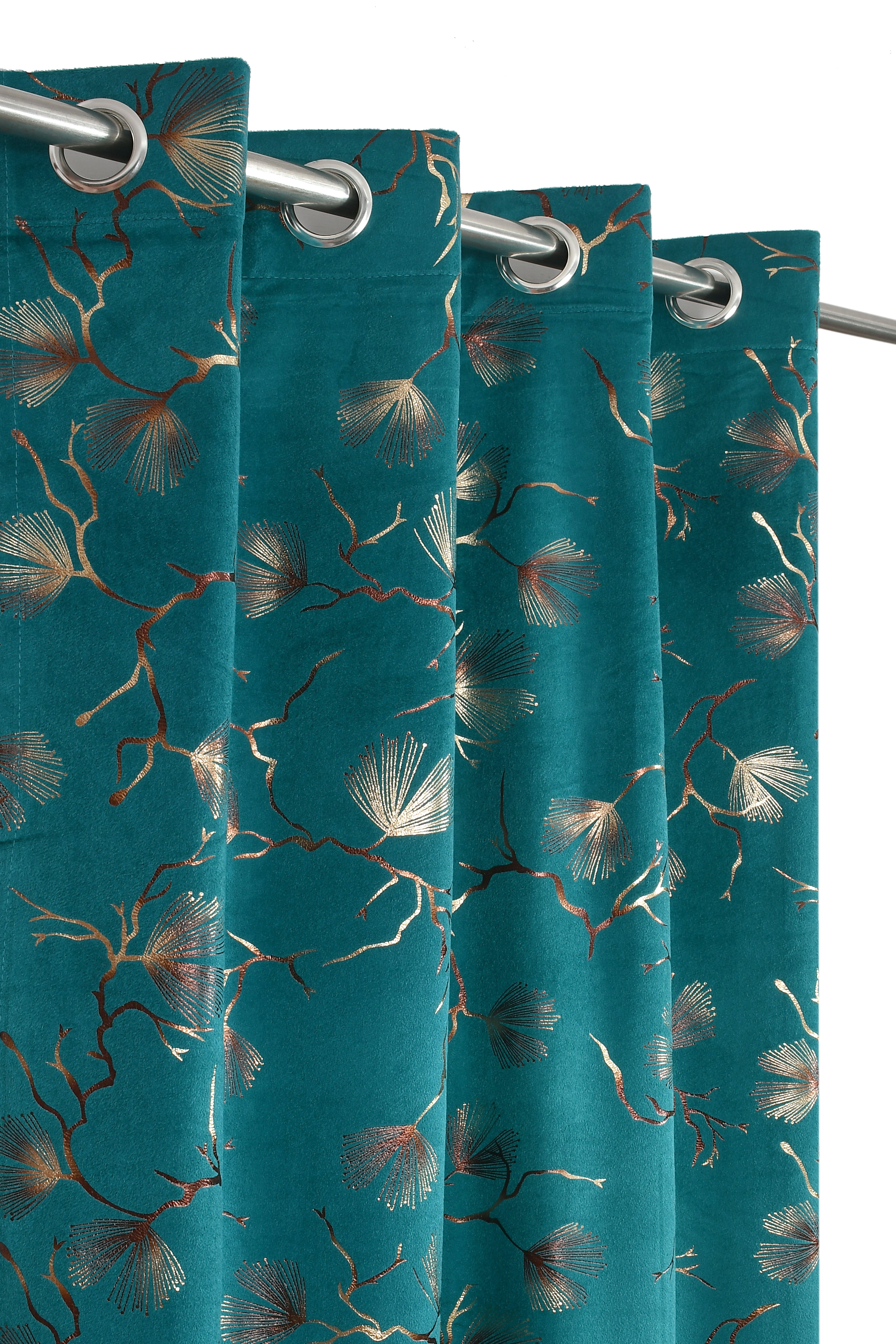 Multifoil velvet (Tree branch)